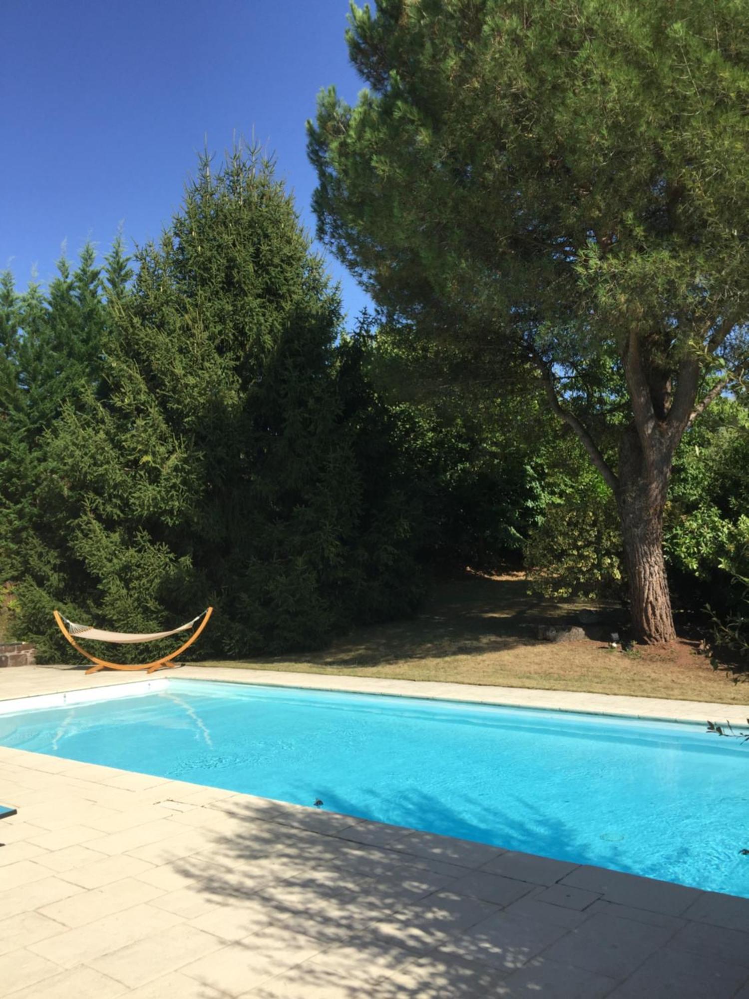 Le Clos De Rose Ussac Bagian luar foto